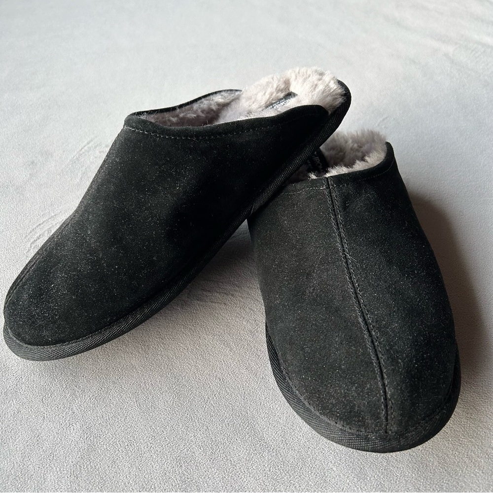 Nordstrom ~ Faux Fur Lined Slippers ~ Women’s Size Medium 9-10